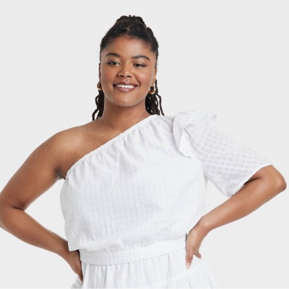 Universal Thread One Shoulder Ruffle Cropped Top w/ Eyelet & Gingham Detail